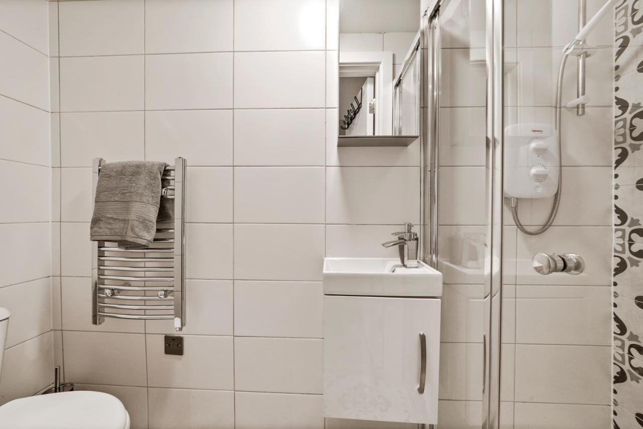 Boutique Heathrow Studio'S - Parking - Garden Appartement Harmondsworth Buitenkant foto